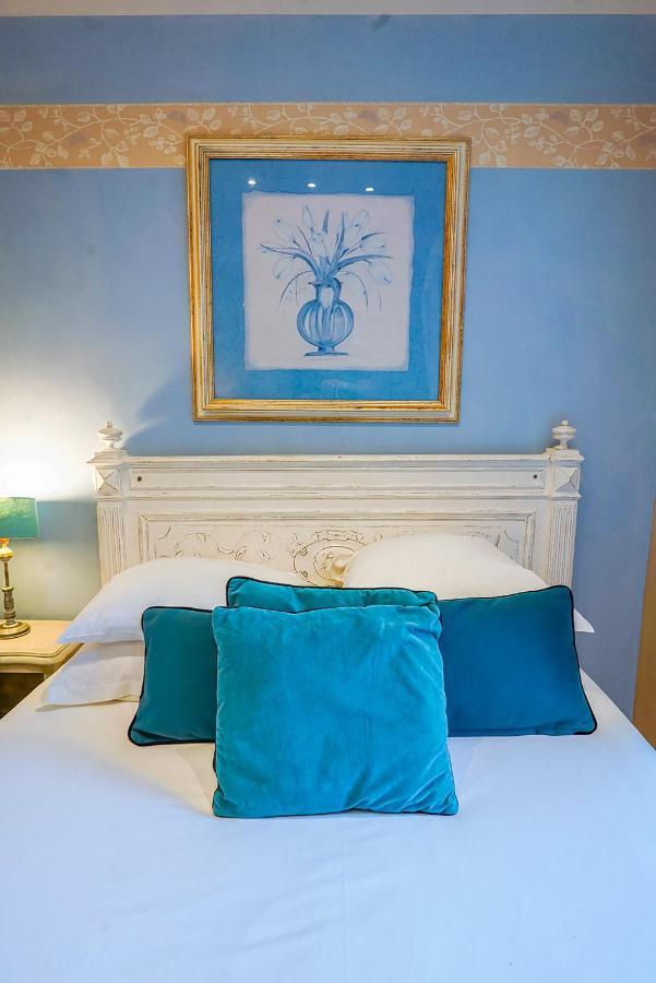 Hotel Relais Du Postillon 3* Antibes
